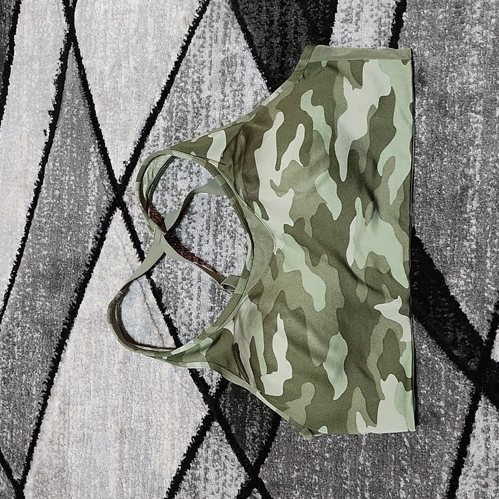 VS PINK SPORT ULTIMATE LIGHTLY LINED CAMO MESH REFLECTIVE BRA
